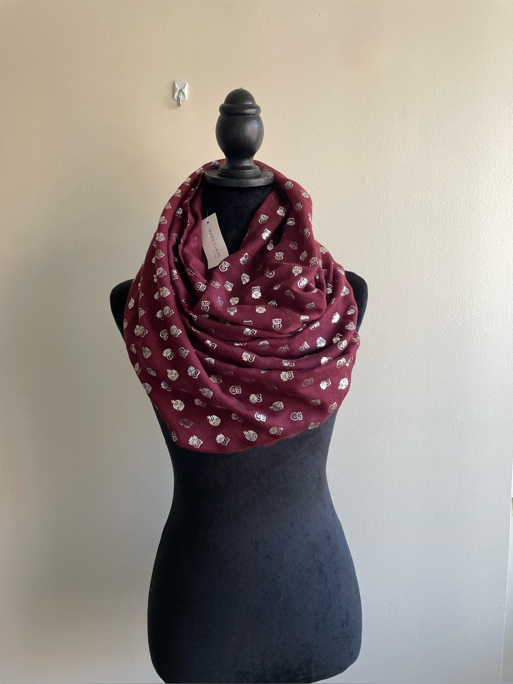 Marie Claire Burgundy Owl Print Infinity Scarf NWT OS